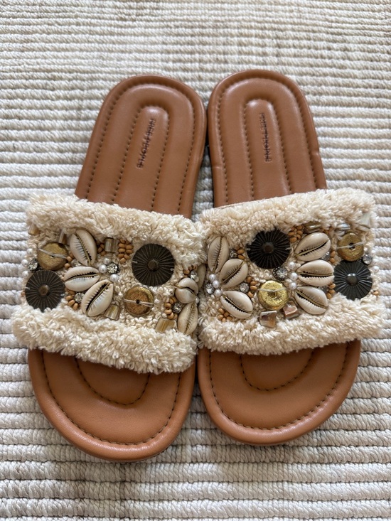 Free People Shoes - New never worn! Free People Tan Embellished Shearling Slide Sandals